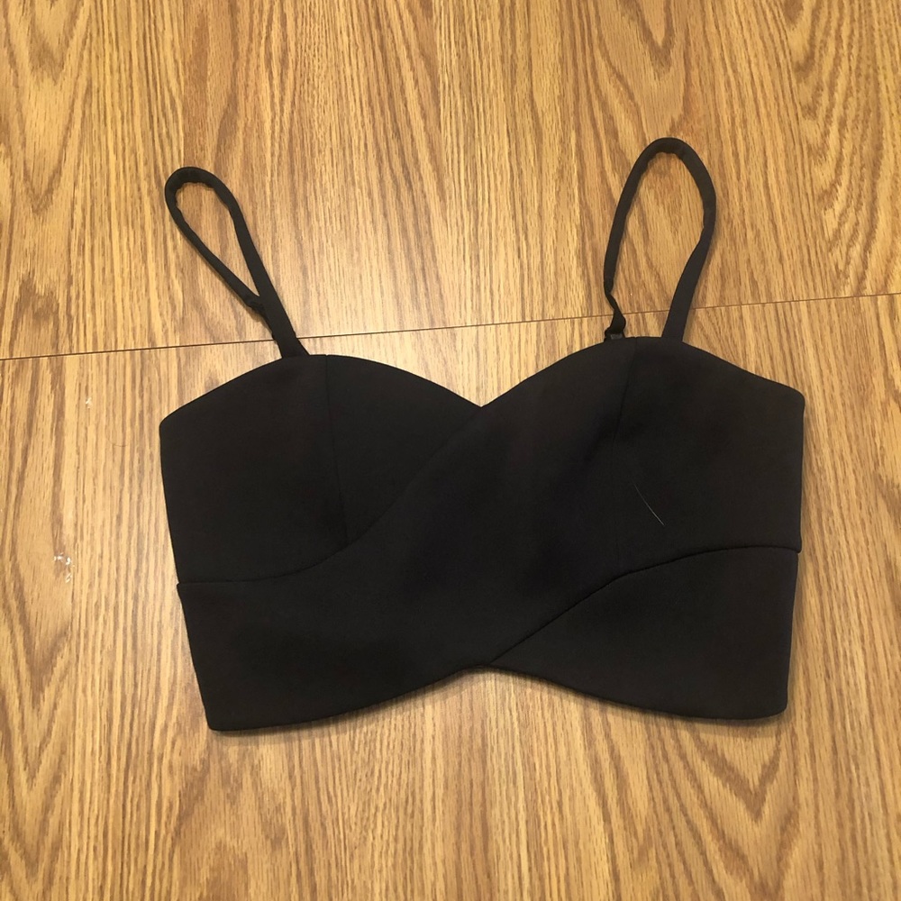 Express Cropped top